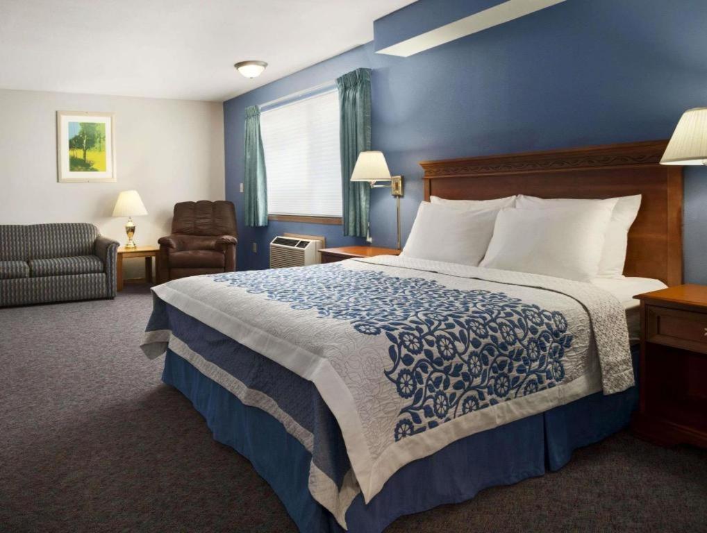 Days Inn By Wyndham Lacey Olympia Area Εξωτερικό φωτογραφία
